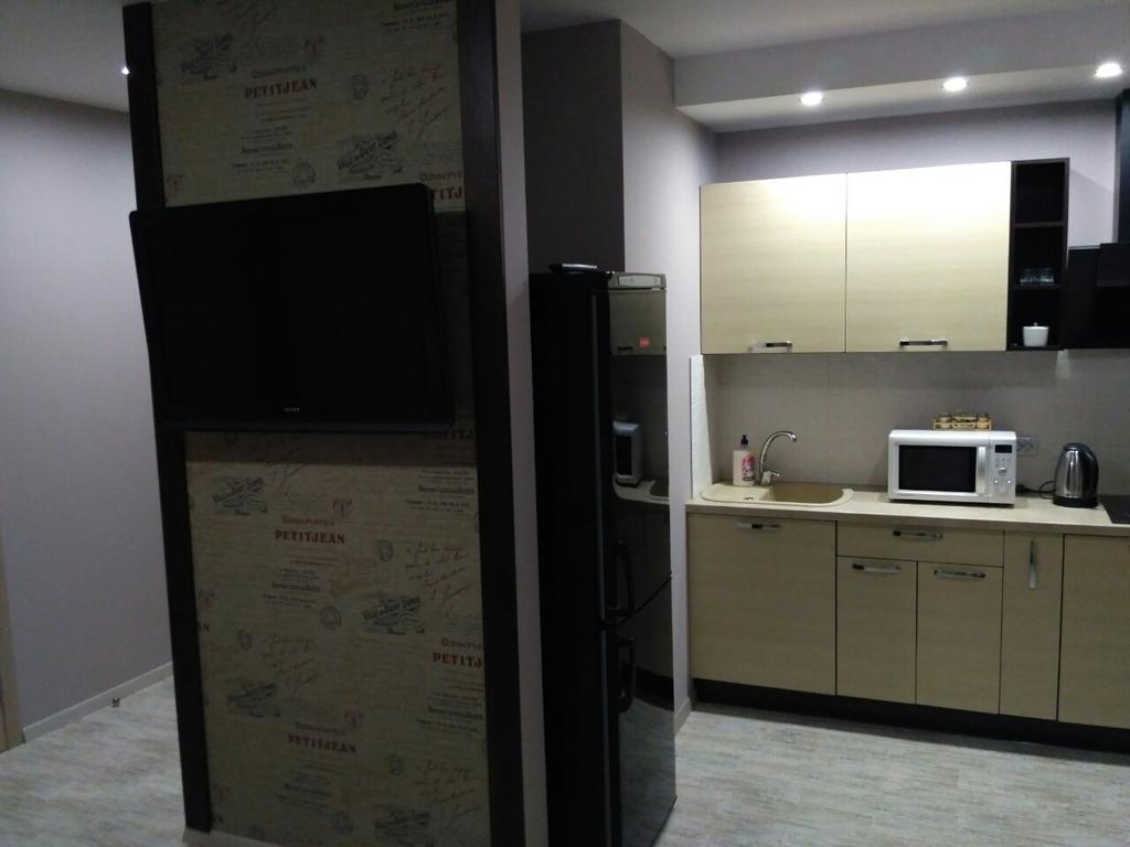 Comfort Apartment On Bogdanivska Street 7B キエフ エクステリア 写真