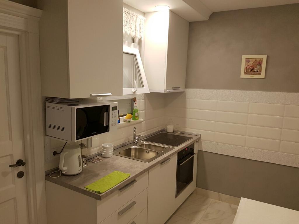 Comfort Apartment On Bogdanivska Street 7B キエフ エクステリア 写真
