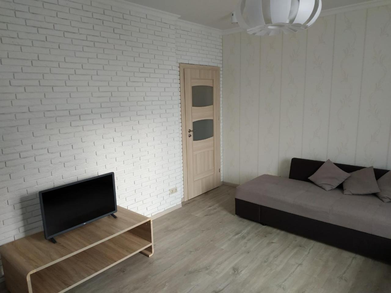 Comfort Apartment On Bogdanivska Street 7B キエフ エクステリア 写真