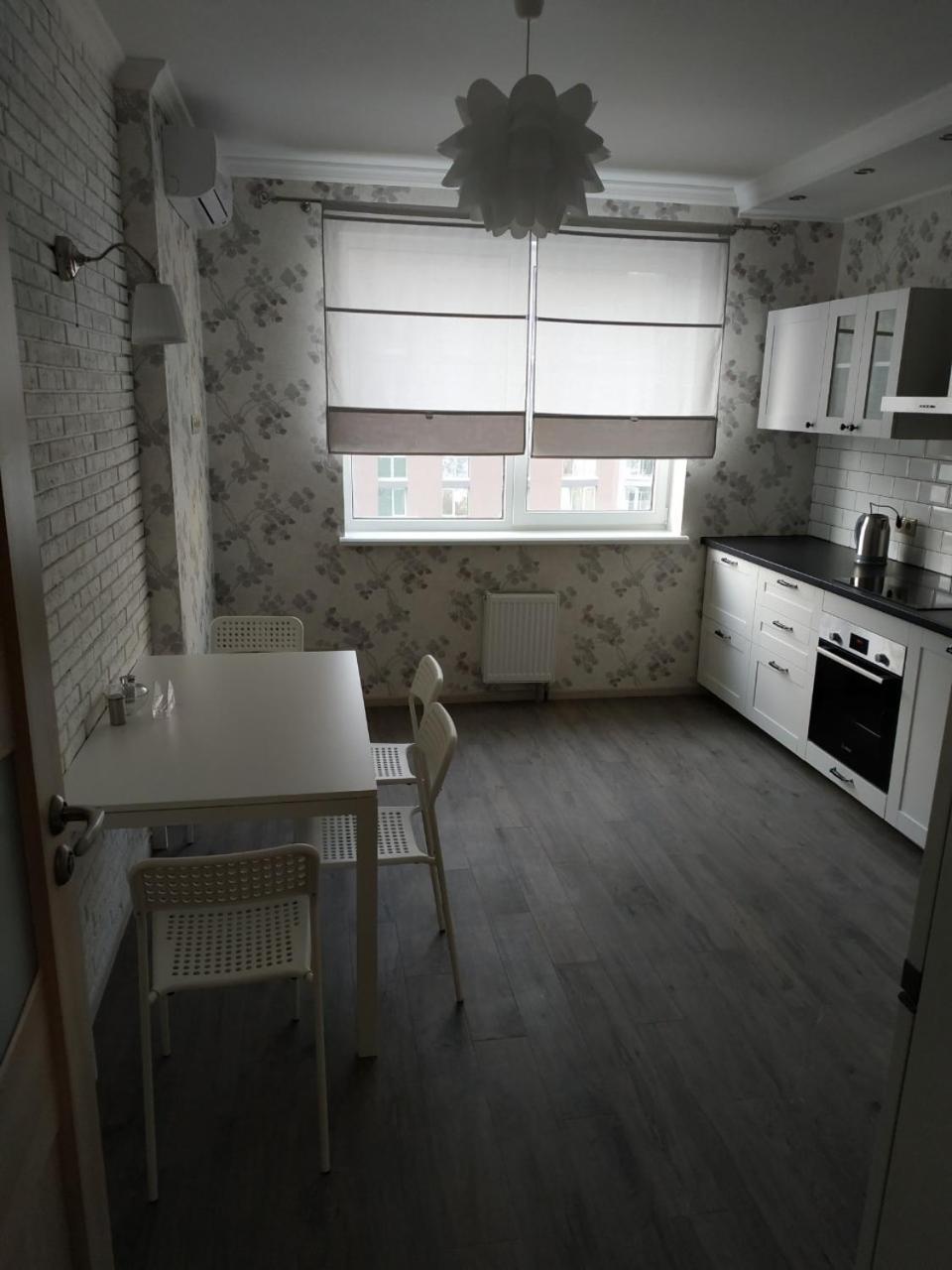 Comfort Apartment On Bogdanivska Street 7B キエフ エクステリア 写真